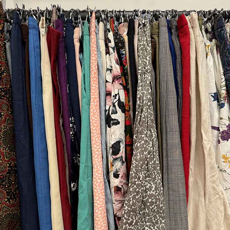 wholesale job lot of midi and knee length skirts - skirts on hangers