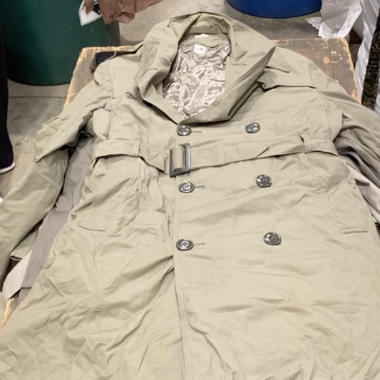 Vintage Trench Coats Wholesale Bundle video unboxing