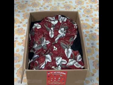 Wholesale vintage and secondhand mixed bundles of Hawaiian shirts. Choose from Grade A, B or ungraded to bulk buy per kilo, piece or bale. Handpick available in Sussex warehouse of Brighton's biggest vintage retailer or shop at kilo sale events.