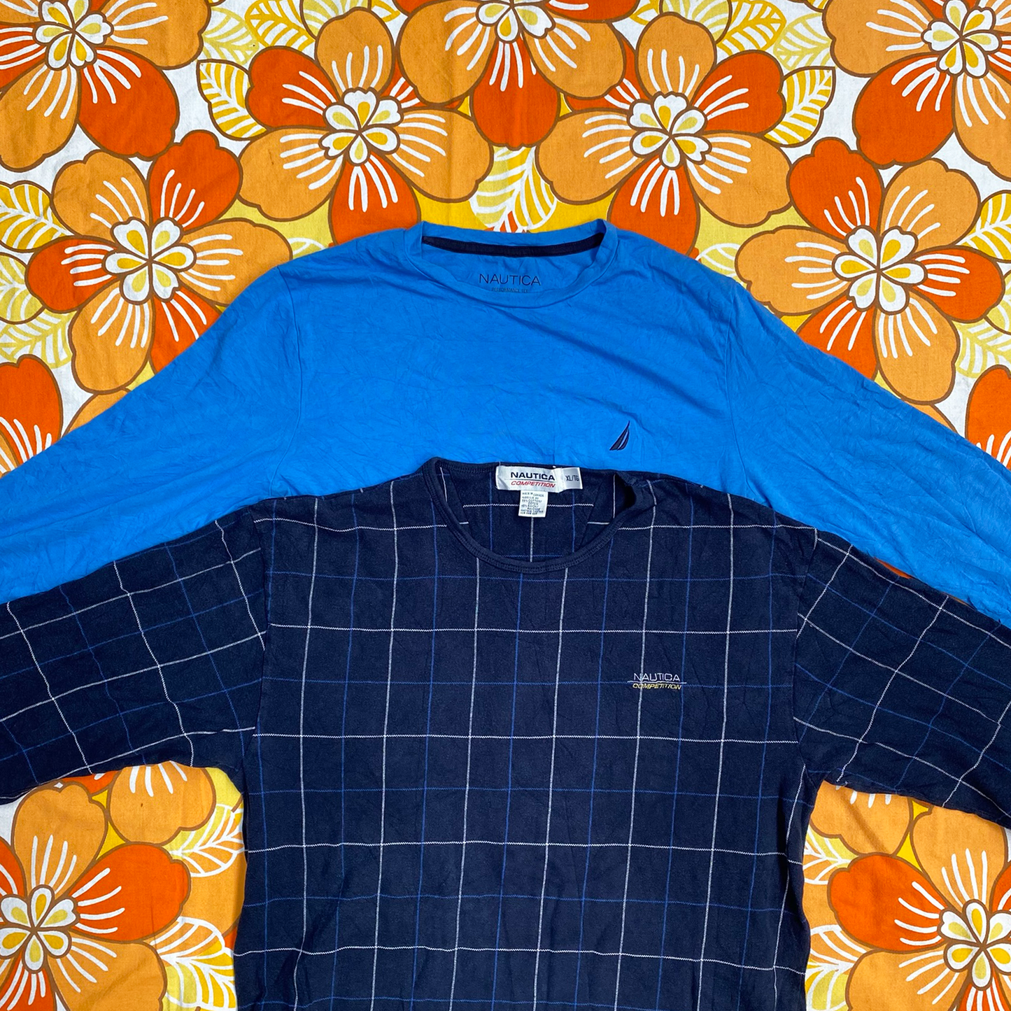 Wholesale vintage and secondhand mixed bundles of long sleeve T-shirts. Choose from Grade A, B or ungraded to bulk buy per kilo, piece or bale. Handpick available in Sussex warehouse of Brighton's biggest vintage retailer or shop at monthly kilo sale events.