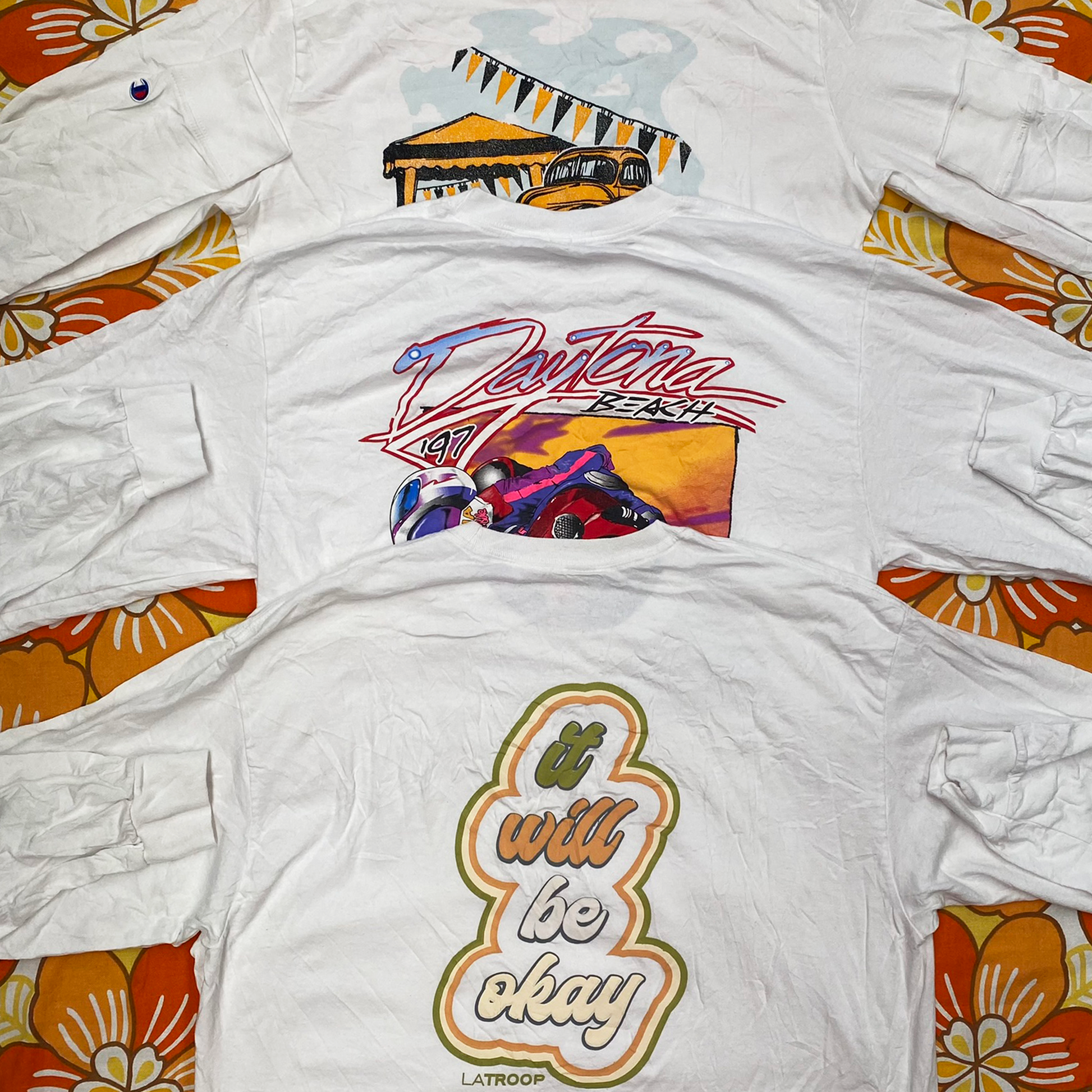 Wholesale vintage and secondhand mixed bundles of long sleeve T-shirts. Choose from Grade A, B or ungraded to bulk buy per kilo, piece or bale. Handpick available in Sussex warehouse of Brighton's biggest vintage retailer or shop at monthly kilo sale events.