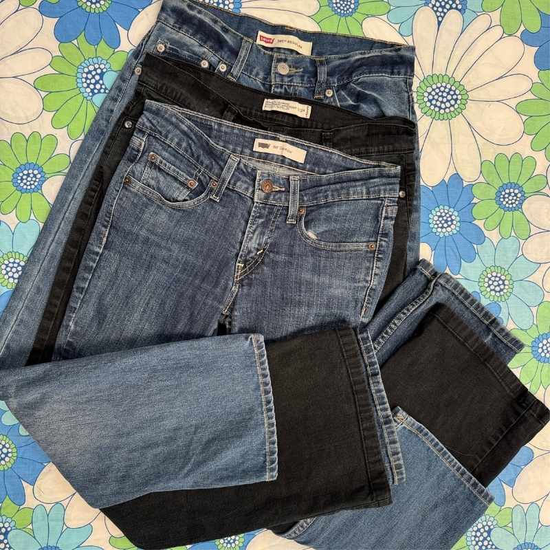 Vintage & Second Hand Levi's Y2K Jeans 10 Piece Wholesale Bundle Thumbnail