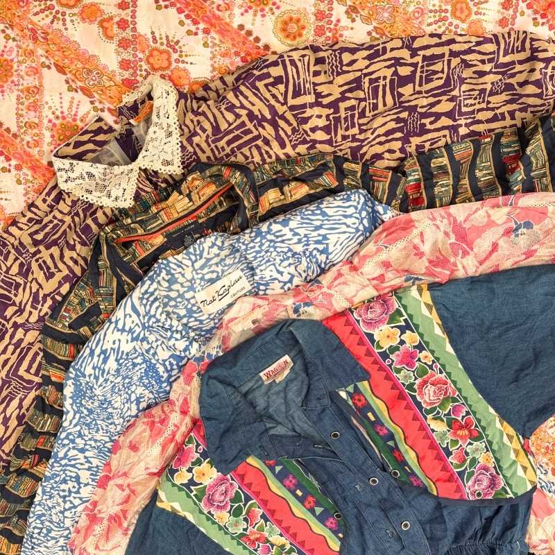 Vintage & Second Hand Long Sleeve Dresses Wholesale Bulk 25kg Bag example of what you might receive
