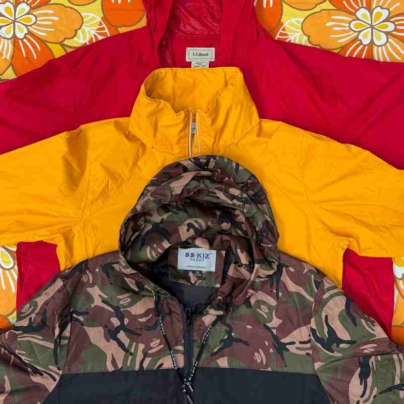 Vintage & Second Hand Windbreakers and Lightweight Shell Jackets Wholesale 25kg Bag example
