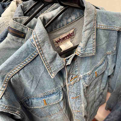 Vintage Denim Jackets Wholesale Bundle - examples of what you might receive