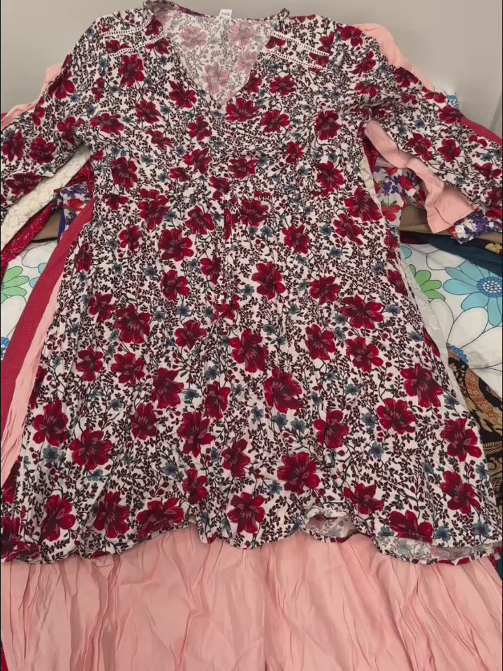 Vintage & Second Hand Long Sleeve Dresses Wholesale Bulk 25kg Bag video unboxing of what you might receive