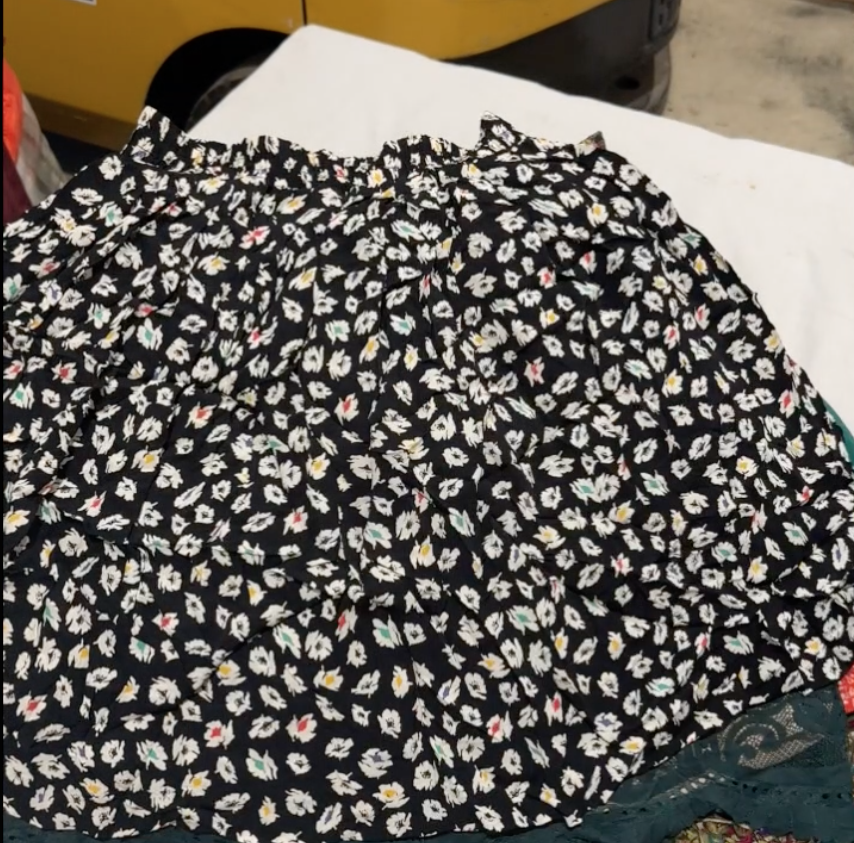 Unboxing vintage wholesale bale of women’s short skirts – 45kg of mixed mini skirts, styles, fabrics, and brands perfect for resale or retail