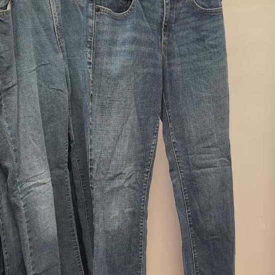 Vintage & Second Hand Levi's Y2K Jeans 10 Piece Wholesale Bundle Video of what you might receive