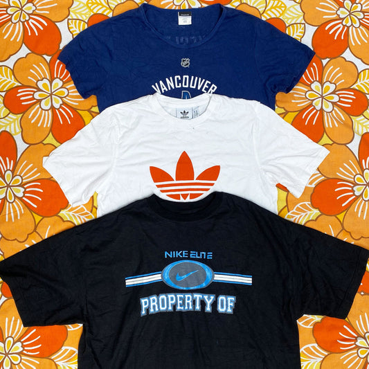 Wholesale vintage and secondhand mixed bundles of printed, graphic, sports and branded T-shirts. Choose from Grade A, B or ungraded to bulk buy per kilo, piece or bale. Handpick available in Sussex warehouse of Brighton's biggest vintage retailer or shop at monthly kilo sale events.